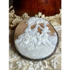 画像18: ビクトリア時代のシェルカメオブローチ