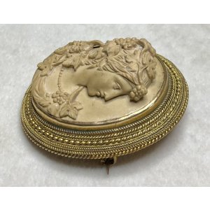 画像9: 彫りが素晴らしいラーバストーンカメオ