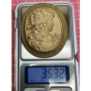 画像13: 彫りが素晴らしいラーバストーンカメオ