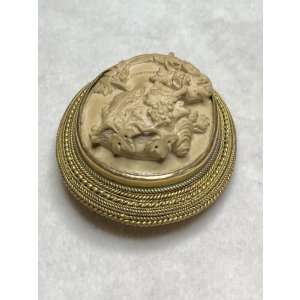 画像7: 彫りが素晴らしいラーバストーンカメオ