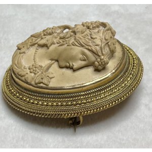 画像10: 彫りが素晴らしいラーバストーンカメオ