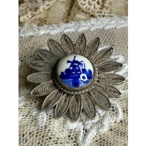 画像6: 銀のレース細工とオランダの陶器のブローチ1920年オランダ