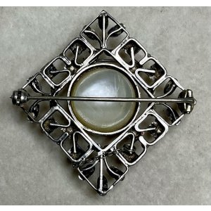 画像8: 四角いデザインが素敵なマベパールシルバーブローチ1940年イギリス