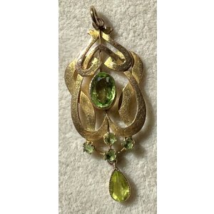 画像20: アール・ヌーヴォーの綺麗なペリドットのペンダントトップ1910年イギリス