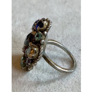 画像9: カラフルで綺麗なストーンのアンティークリング1920年