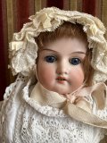 ロングドレスが素敵なジャーマンドール