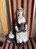 オリジナルドレスのゴーチェファッションドール1870年