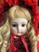 真っ赤なドレスが良く似合うゴーチェブロックレター1880年フランス