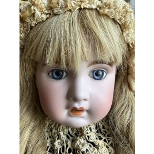画像1: ブルードレスがよく似合うべべジュモー