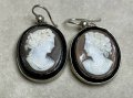 ジェットとシェルカメオのピアス1890年イギリス