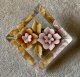 綺麗なお花ののルーサイトブローチ1950年イギリス