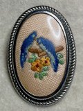 可愛い鳥の刺繍ブローチ1940年イギリス