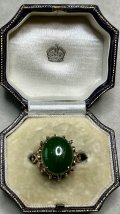 綺麗な金細工のネフライトリング1940年イギリス