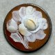 綺麗なお花の三層彫りシェルカメオブローチ1920年イギリス