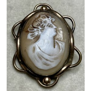画像1: ビクトリア時代のシェルカメオブローチ1880年イギリス
