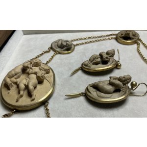 画像15: 天使がいっぱいのラーバストーンカメオネックレス＆ピアスセット1880年イギリス