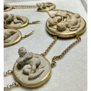 画像23: 天使がいっぱいのラーバストーンカメオネックレス＆ピアスセット1880年イギリス