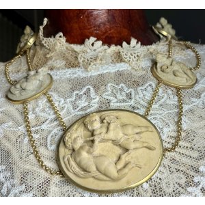画像2: 天使がいっぱいのラーバストーンカメオネックレス＆ピアスセット1880年イギリス