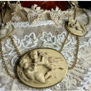画像10: 天使がいっぱいのラーバストーンカメオネックレス＆ピアスセット1880年イギリス