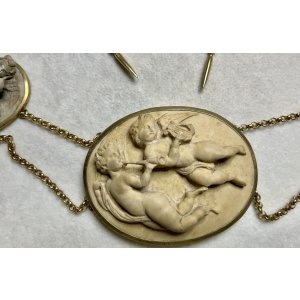 画像38: 天使がいっぱいのラーバストーンカメオネックレス＆ピアスセット1880年イギリス