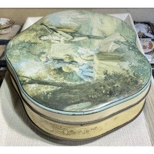 画像8: レトロな色合いが素敵なビンテージビスケット缶1,920年イギリス