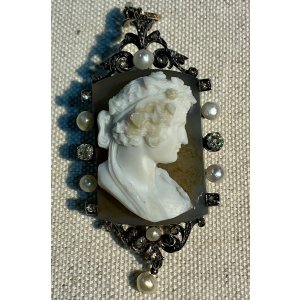 画像1: 三層彫りの素晴らしいストーンカメオブローチ＆ペンダント1870年イギリス