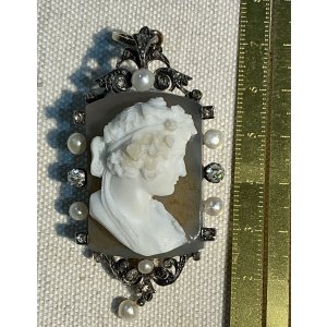 画像9: 三層彫りの素晴らしいストーンカメオブローチ＆ペンダント1870年イギリス