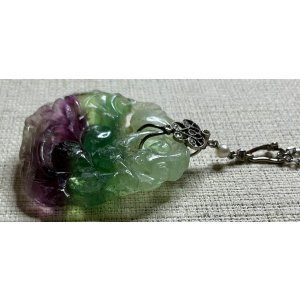 画像14: ラベンダーとグリーンのヒスイペンダント1920年イギリス　ただ今ご商談中です