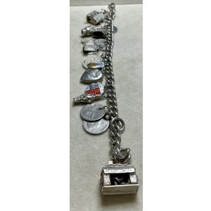 画像18: 教会、ハート、聖書が付いて素敵なシルバーチャームブレスレット1940年イギリス