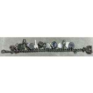 画像14: 教会、ハート、聖書が付いて素敵なシルバーチャームブレスレット1940年イギリス