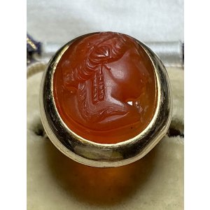 画像29: オレンジ色が鮮やかなコーネリアンストーンカメオリング1860年イギリス