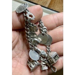 画像7: 教会、ハート、聖書が付いて素敵なシルバーチャームブレスレット1940年イギリス