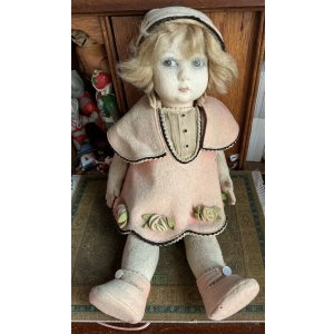 画像1: 可愛いお顔のレンチドール1930年