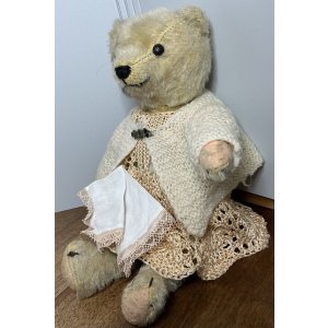 画像7: 素敵なカーディガンとクローバーのブローチとハンカチを持ったお洒落なテディベア1920年ドイツ
