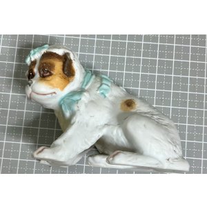 画像5: レースのボンネットを着せられて嫌がっているホイバッハビスクドッグ1905年ドイツ