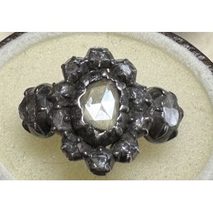 画像1: ビクトリア時代のローズカットダイヤモンドリング